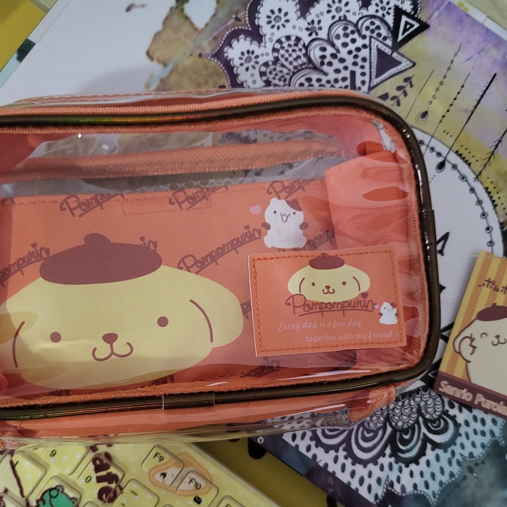 Sanrio License Pompompurin Clear Pouch - Picture 2 of 6